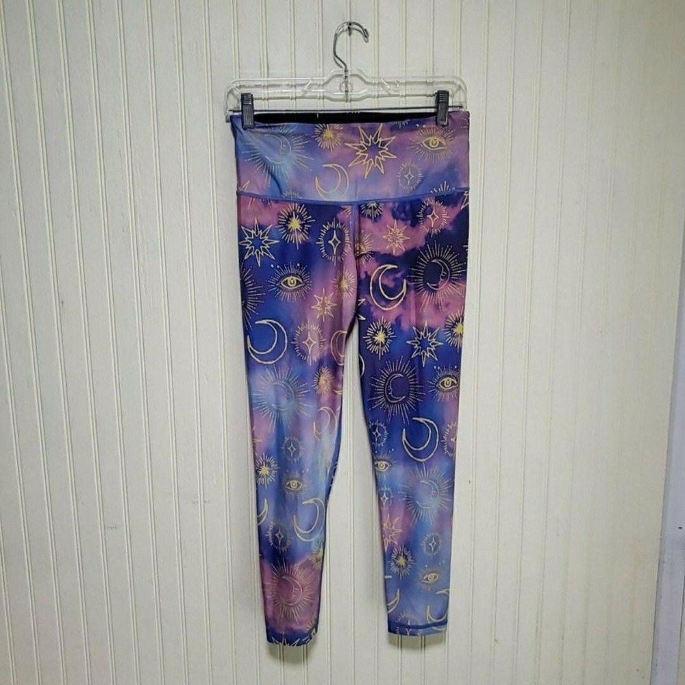 Victoria Sport Capri Leggings Womens M Multicolor Celestial High Rise Stretch‎
